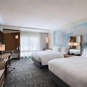 Queen Room Two Queen Beds Hearing Accessible